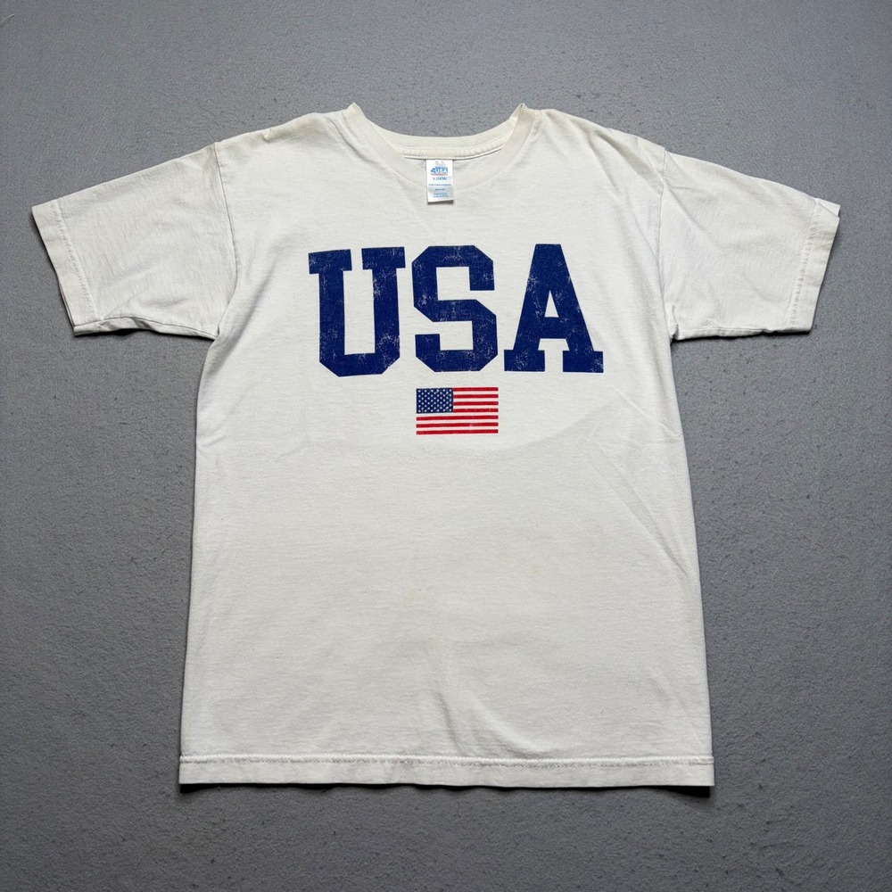 Made in USA T-Shirt Mens Small White USA Graphic Flag Y2K Distressed‎ Patriotic